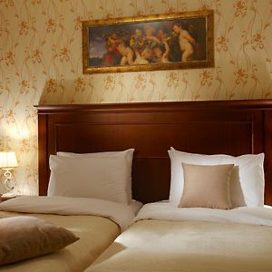 Apartament typu deluxe z łóżkiem king-size